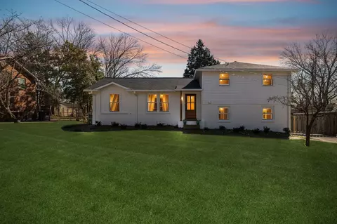7427 Bridle Dr, Nashville, TN 37221