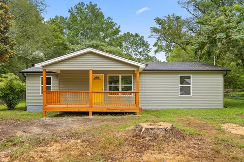 105 Abney Dr, La Fayette, GA 30728