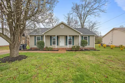 1150 Lucy Ln, Cookeville, TN 38501