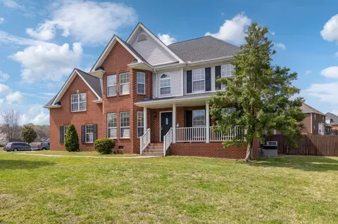 612 Briarhill Rd, Lebanon, TN 37087