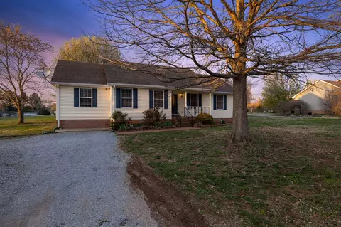 331 Creighton Ln, Lebanon, TN 37087
