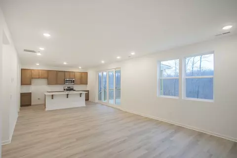 Living - 625 Maple Bend Lapis, Dickson, TN 37055 photo 1 of 6