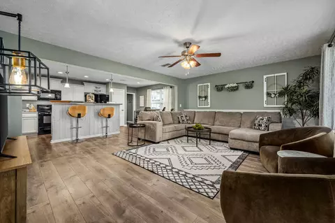 4720 Chelanie Cir, Murfreesboro, TN 37129