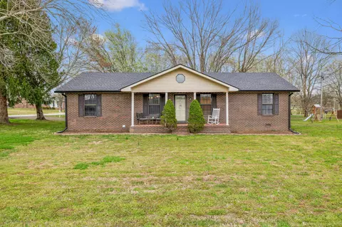 145 Rocky Creek Loop, Castalian Springs, TN 37031