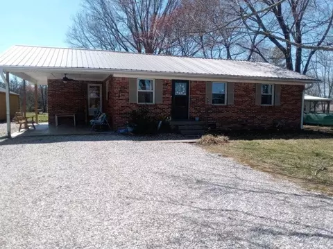 315 S Leath Rd, Portland, TN 37148