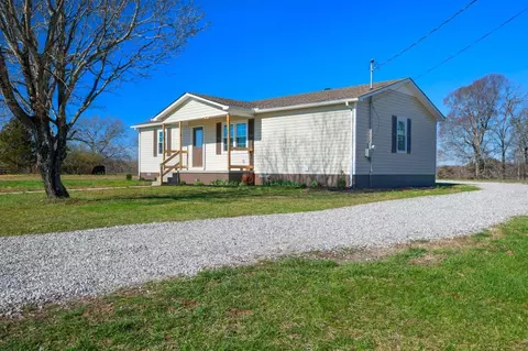 368 Davis Jones Rd, Rock Island, TN 38581