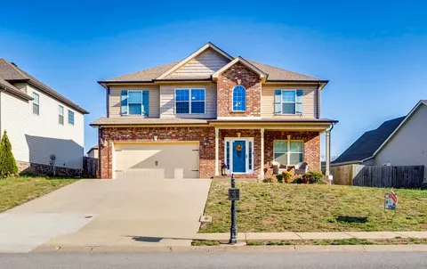 1582 Raven Rd, Clarksville, TN 37042