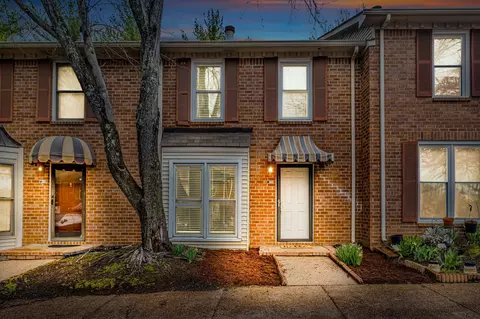 519 Williamsburg Dr, Nashville, TN 37214