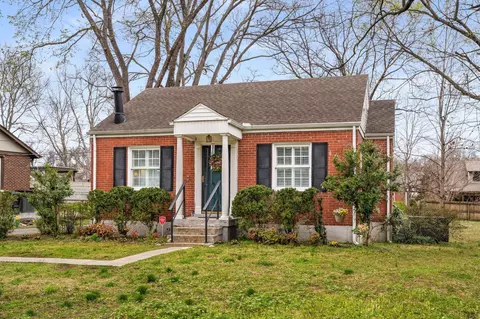 1108 Woodvale Dr, Nashville, TN 37204