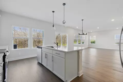 1343 Bluffton Cir, Clarksville, TN 37043