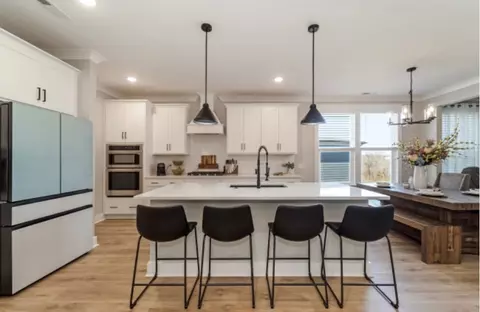 Kitchen - 208 Phillips Bnd, Spring Hill, TN 37174 photo 2 of 4