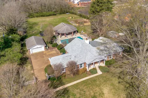 5999 Edmondson Pike, Nashville, TN 37211