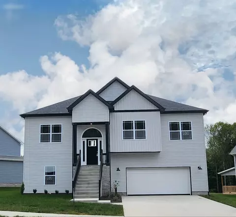 1188 Boulder Pass Rd, Clarksville, TN 37040