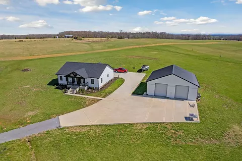 920 Herman Rd, Smithville, TN 37166