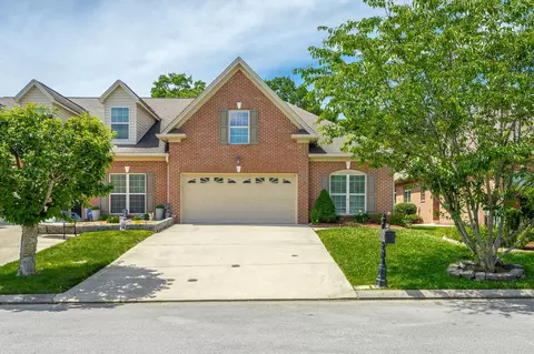 7655 Lenox Trace Dr, Hixson, TN 37343