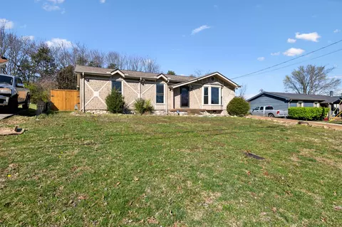 3049 Fieldstone Dr, Antioch, TN 37013