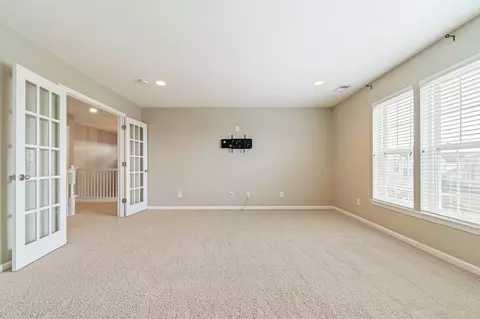 Living - 1024 Queens Pl, Spring Hill, TN 37174 photo 13 of 13