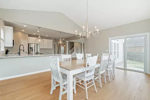 Dining - 1024 Queens Pl, Spring Hill, TN 37174 photo 3 of 3
