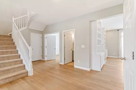 Entry Way - 1024 Queens Pl, Spring Hill, TN 37174 photo 4 of 5