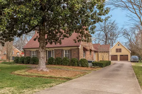 204 Battle Ave, Franklin, TN 37064