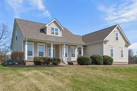 2226 Dr Robertson Rd, Spring Hill, TN 37174