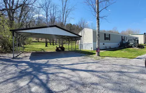 1219 Choates Creek Rd, Lawrenceburg, TN 38464