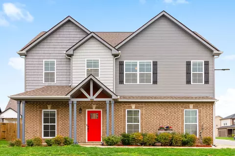 1021 Cherry Blossom Ln, Clarksville, TN 37040