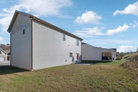 1049 Berra Dr, Springfield, TN 37172 photo 28