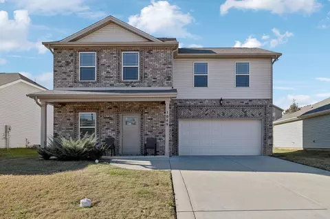 1049 Berra Dr, Springfield, TN 37172