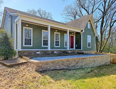 2234 Golf Club Ln, Columbia, TN 38401