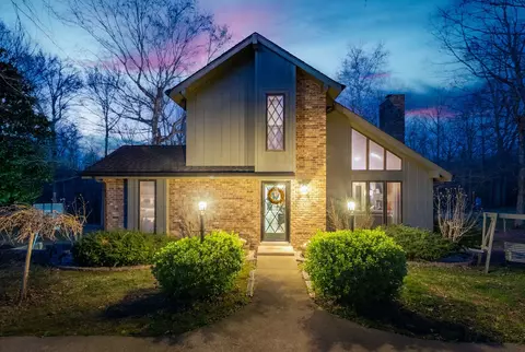 1149 Whispering Heights Dr, Clarksville, TN 37043
