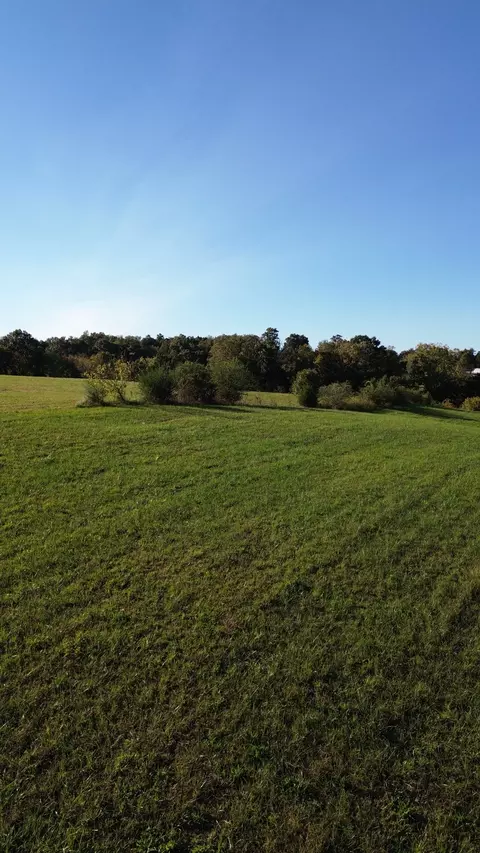 646 Barnes Mill Rd, Smithville, TN 37166