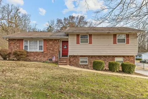9423 E Brainerd Rd, Chattanooga, TN 37421