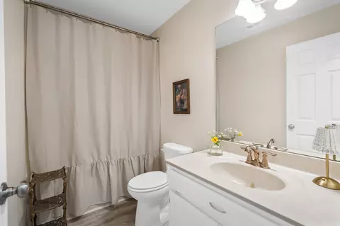 Bath - 1820 Devon Dr, Spring Hill, TN 37174 photo 5 of 5