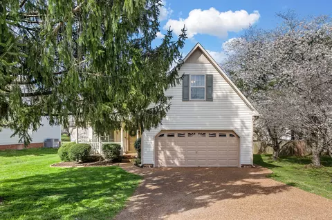 Exterior - 1820 Devon Dr, Spring Hill, TN 37174 photo 4 of 11