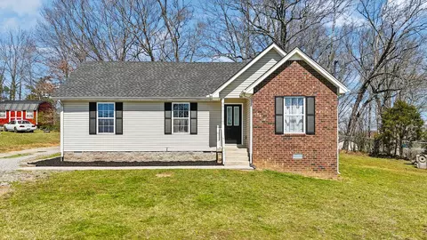 114 Nutmeg Dr, Shelbyville, TN 37160