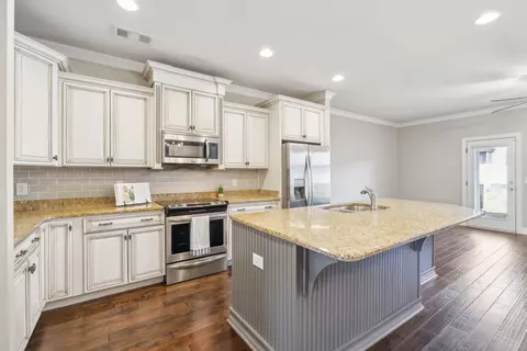 1500 Channing Dr, Thompsons Station, TN 37179