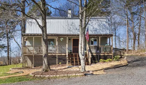 2714 Moody Rd, Clarksville, TN 37040