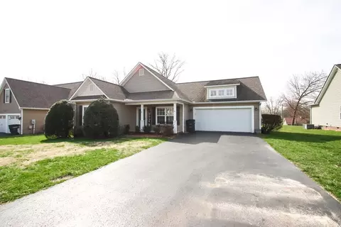 61 Mckinley St, Cookeville, TN 38506