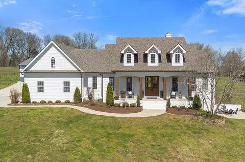 6504 Stargazer Ln, College Grove, TN 37046