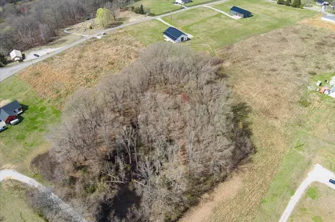 1835 Three Island Rd, Walling, TN 38587 photo 5
