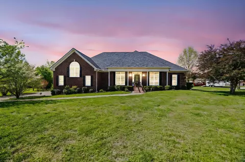 2102 Donna Kaye Ct, Mount Juliet, TN 37122