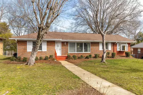 4033 Brookfield Cir, Chattanooga, TN 37412