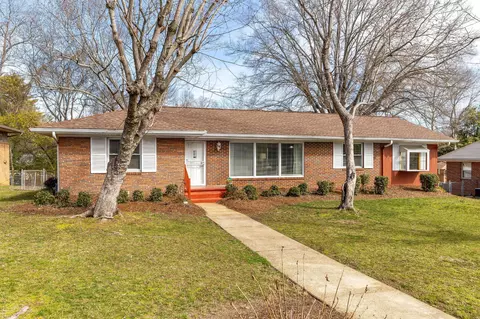 4033 Brookfield Cir, Chattanooga, TN 37412
