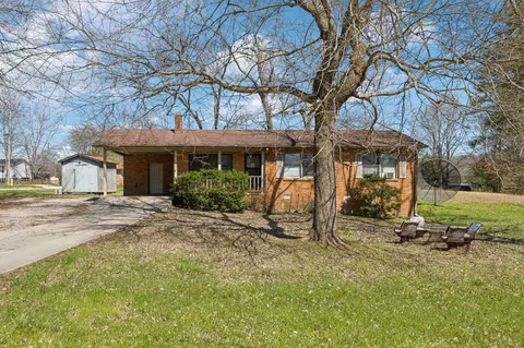 112 Payne Ave, Tracy City, TN 37387