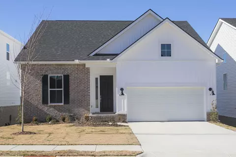 3019 Fernwood Ln, Columbia, TN 38401