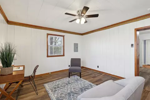 Living - 110 Cage Cir, Dickson, TN 37055 photo 2 of 3