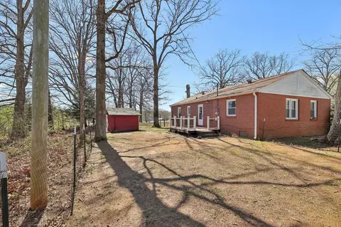 Exterior - 110 Cage Cir, Dickson, TN 37055 photo 5 of 18