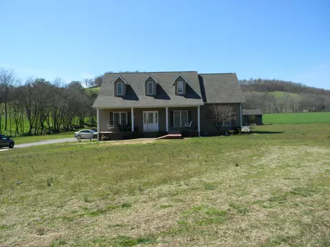18 Cold Springs Rd, Fayetteville, TN 37334