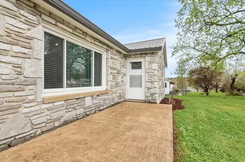 714 2nd Ave, Fayetteville, TN 37334